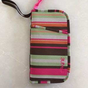 🧡Dakine Passport Travel Wallet